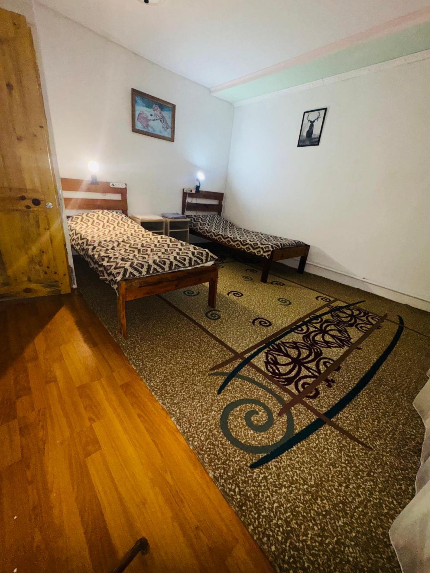 Home Каракол Екстериор снимка